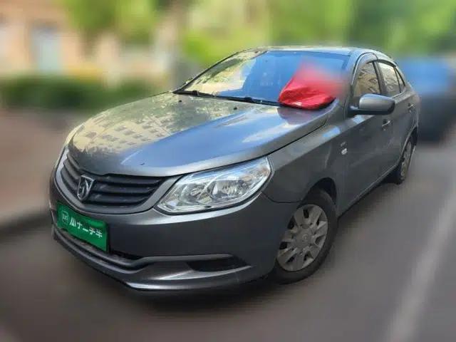 Baojun 630 2013 1.5L manual standard version