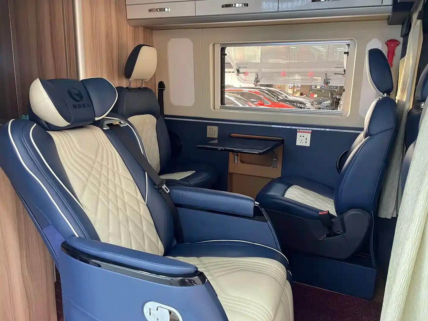 SAIC MAXUS V90 RV 2021 Model 2.0T Traveler V90 Self-propelled Type B Motorhome Luxury Edition with Transverse Bed — миниатюра 35