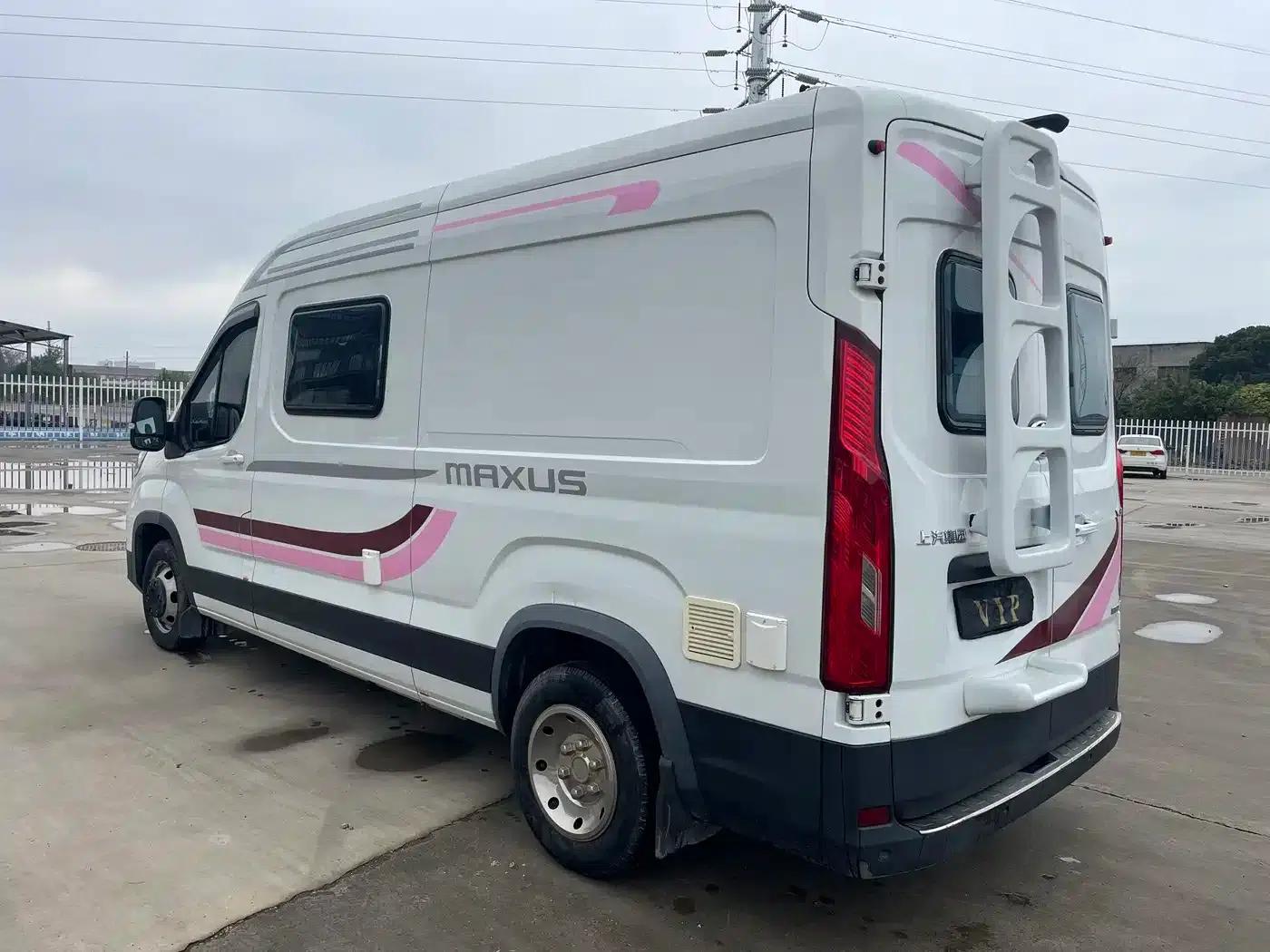 SAIC MAXUS V90 RV 2021 Model 2.0T Traveler V90 Self-propelled Type B Motorhome Luxury Edition with Transverse Bed — миниатюра 39
