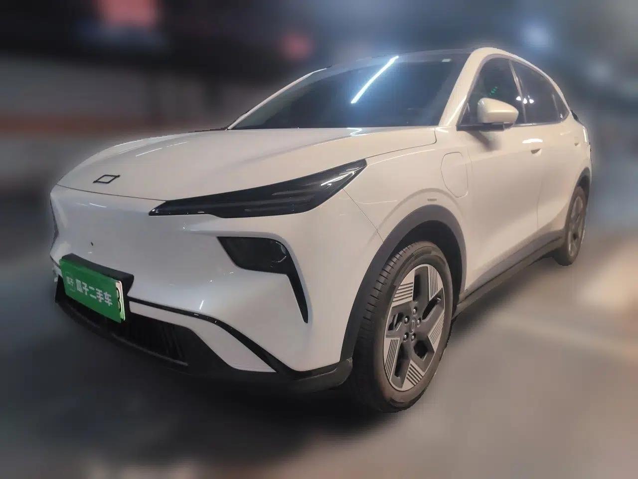 Bestune Yueyi 03 2025 565km Premium Edition — миниатюра 1
