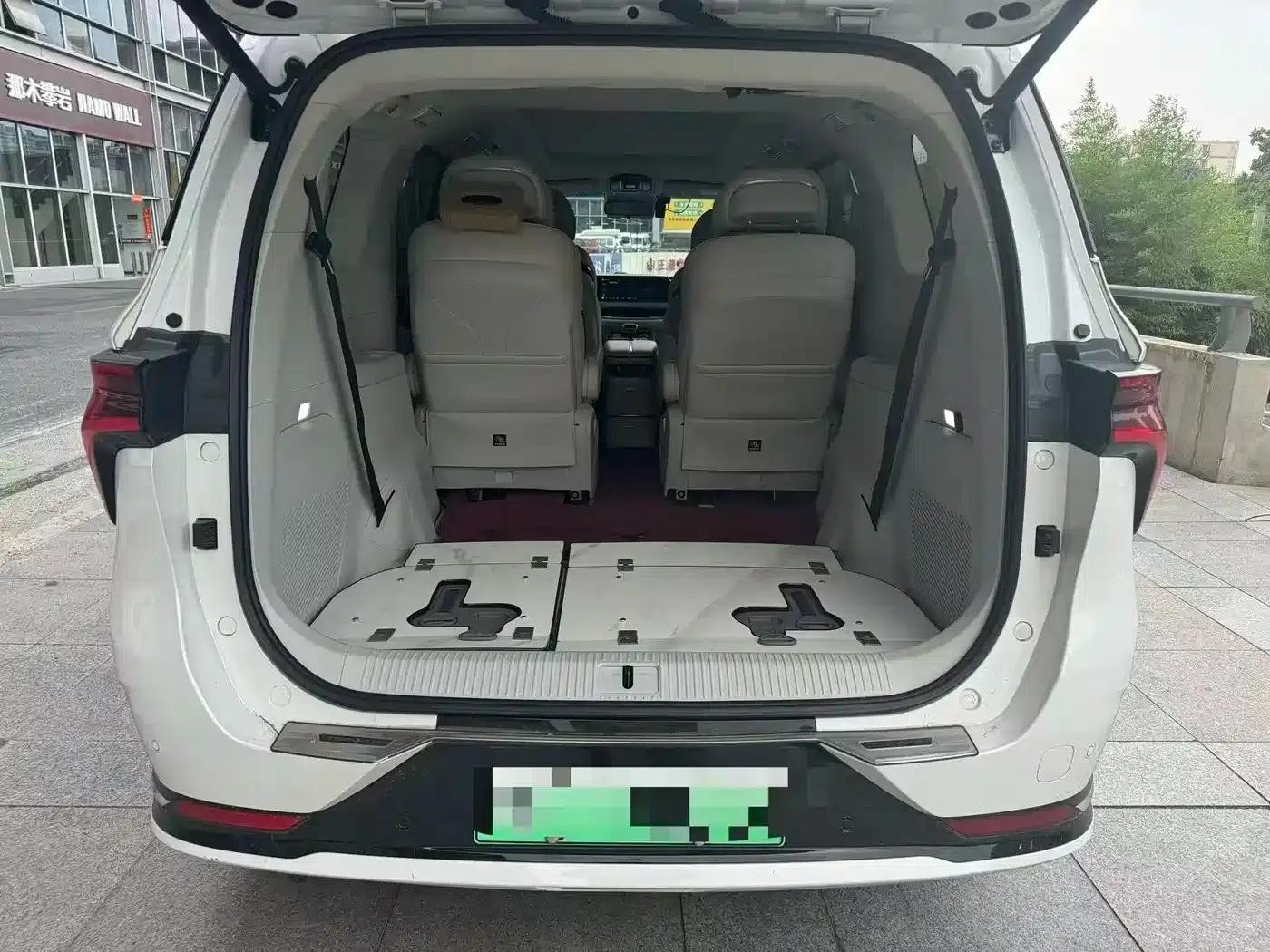 Xinghai V9 2024 1.5TD 200km Chinese Knot Series Premium Model — миниатюра 16