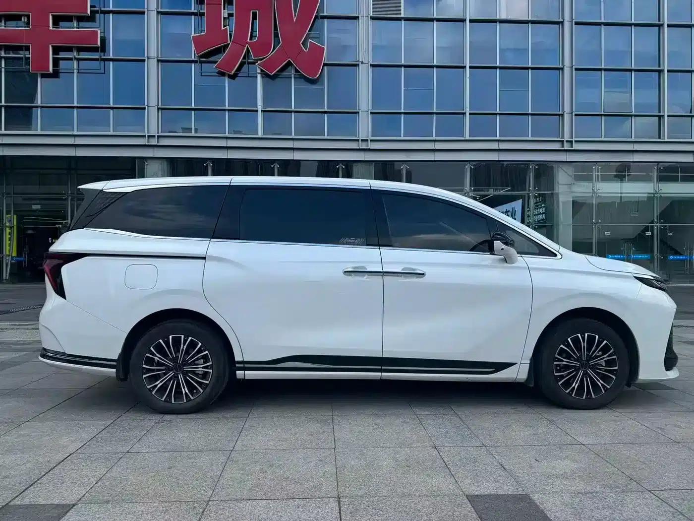 Xinghai V9 2024 1.5TD 200km Chinese Knot Series Premium Model — миниатюра 4