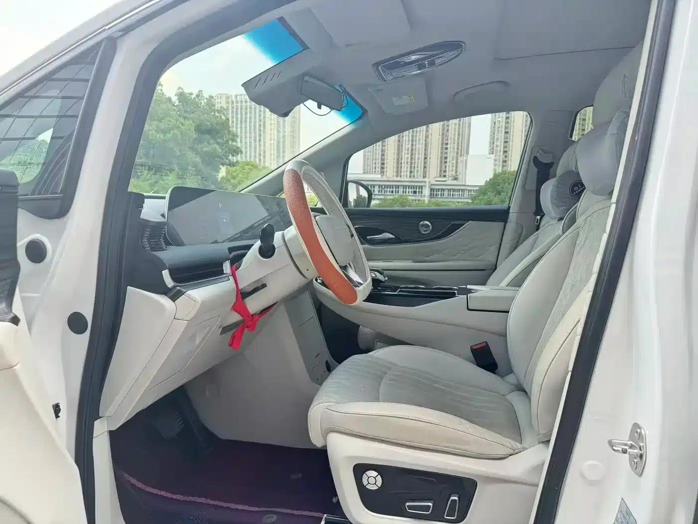 Xinghai V9 2024 1.5TD 200km Chinese Knot Series Premium Model — миниатюра 8