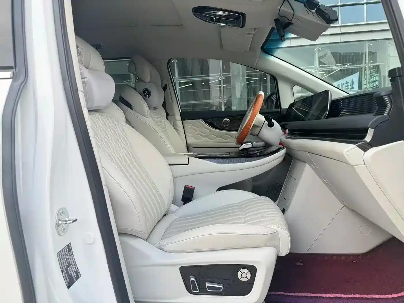 Xinghai V9 2024 1.5TD 200km Chinese Knot Series Premium Model — миниатюра 9
