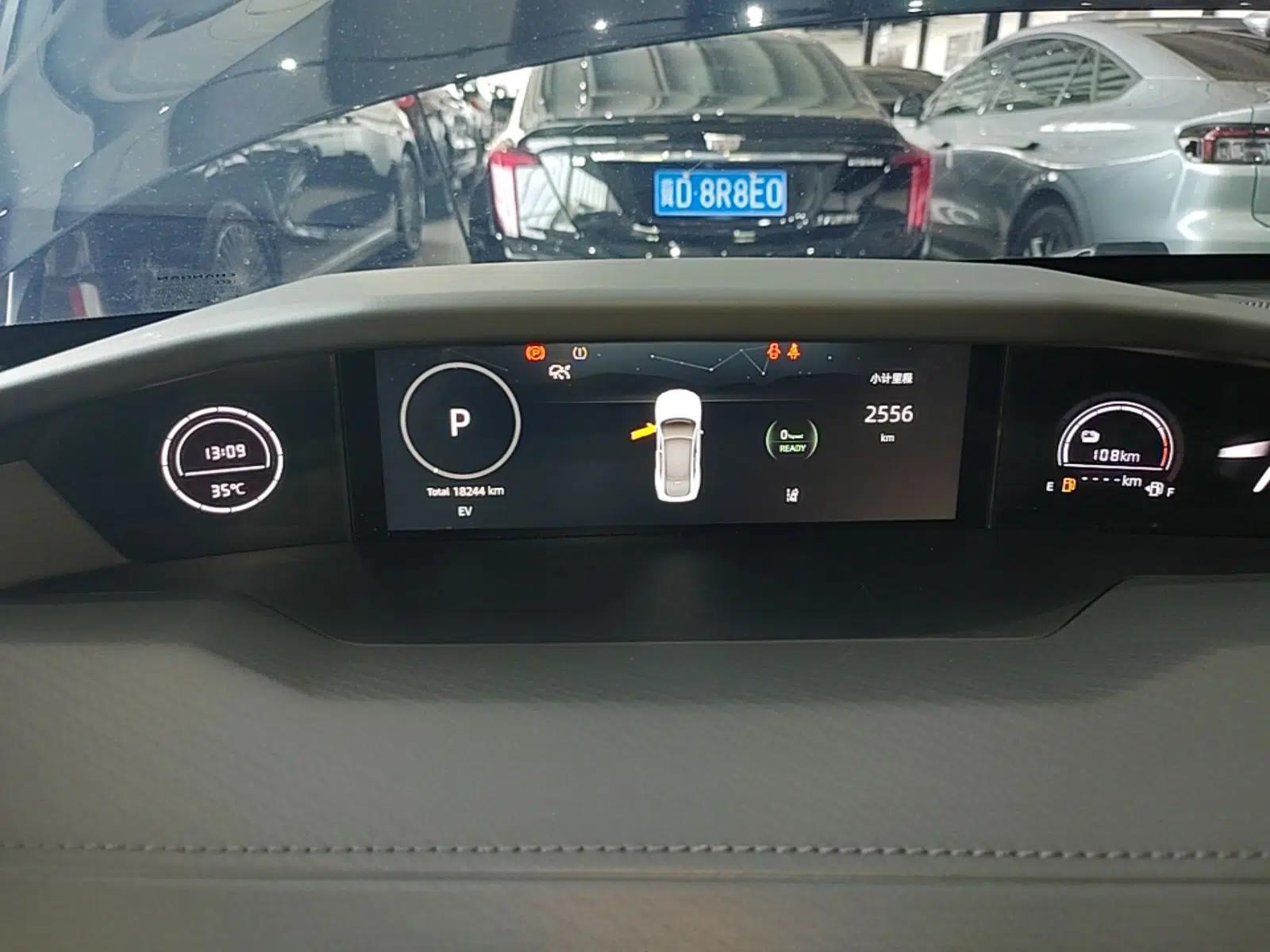 CHANGAN UNI-V iDD 2023 ZhiDian iDD 1.5T 113km ZhiKu Model — миниатюра 14