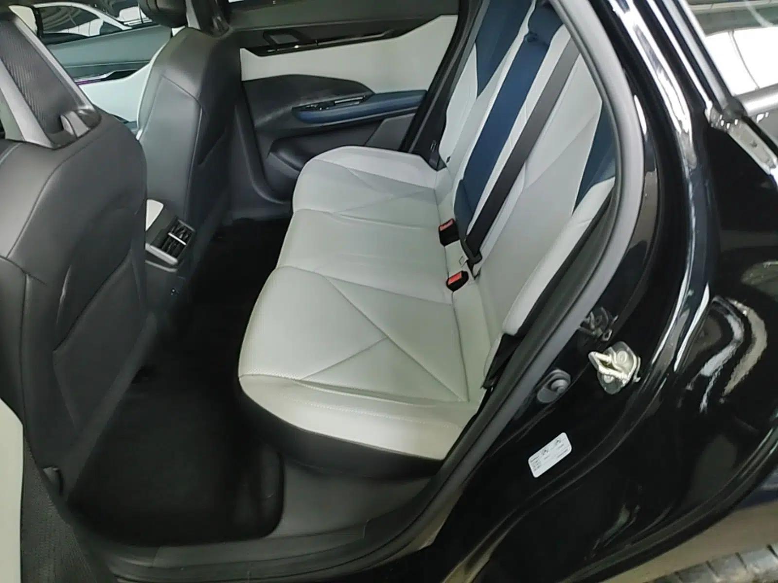 CHANGAN UNI-V iDD 2023 ZhiDian iDD 1.5T 113km ZhiKu Model — миниатюра 20