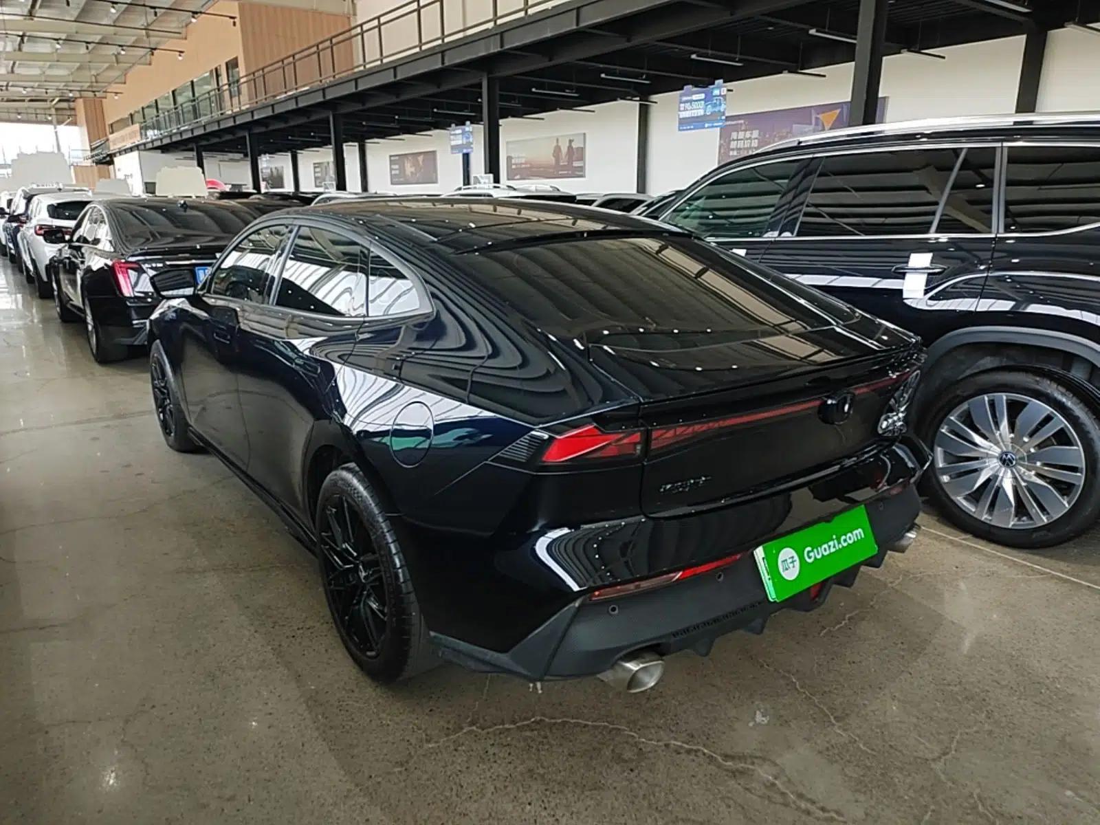 CHANGAN UNI-V iDD 2023 ZhiDian iDD 1.5T 113km ZhiKu Model — миниатюра 4