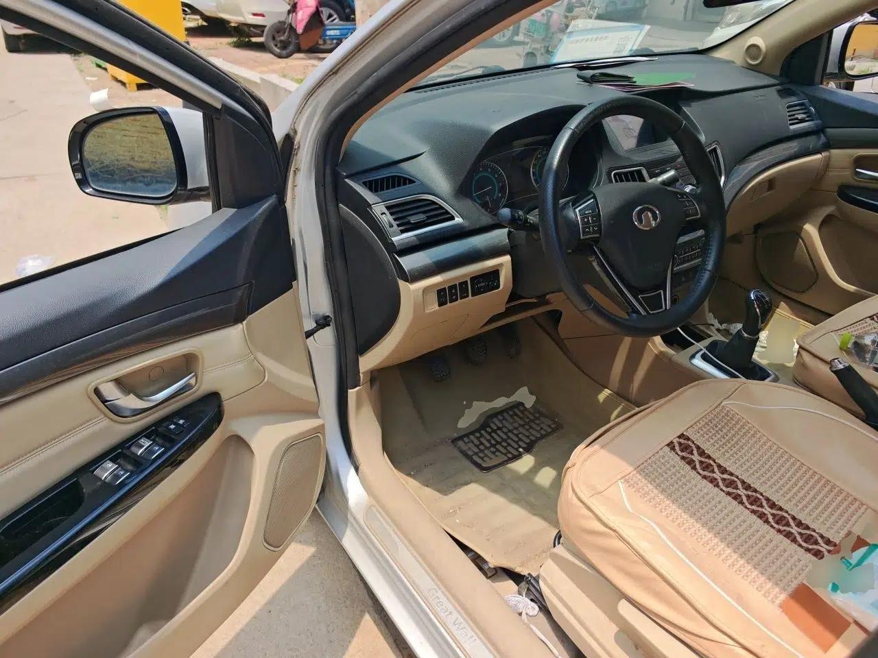 Great Wall C30 2015 1.5L Manual Luxury Model — миниатюра 16