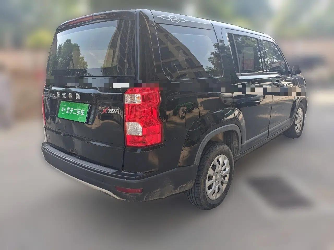CHANGAN OSHAN X70A 2018 1.5L Manual Standard Edition — миниатюра 6