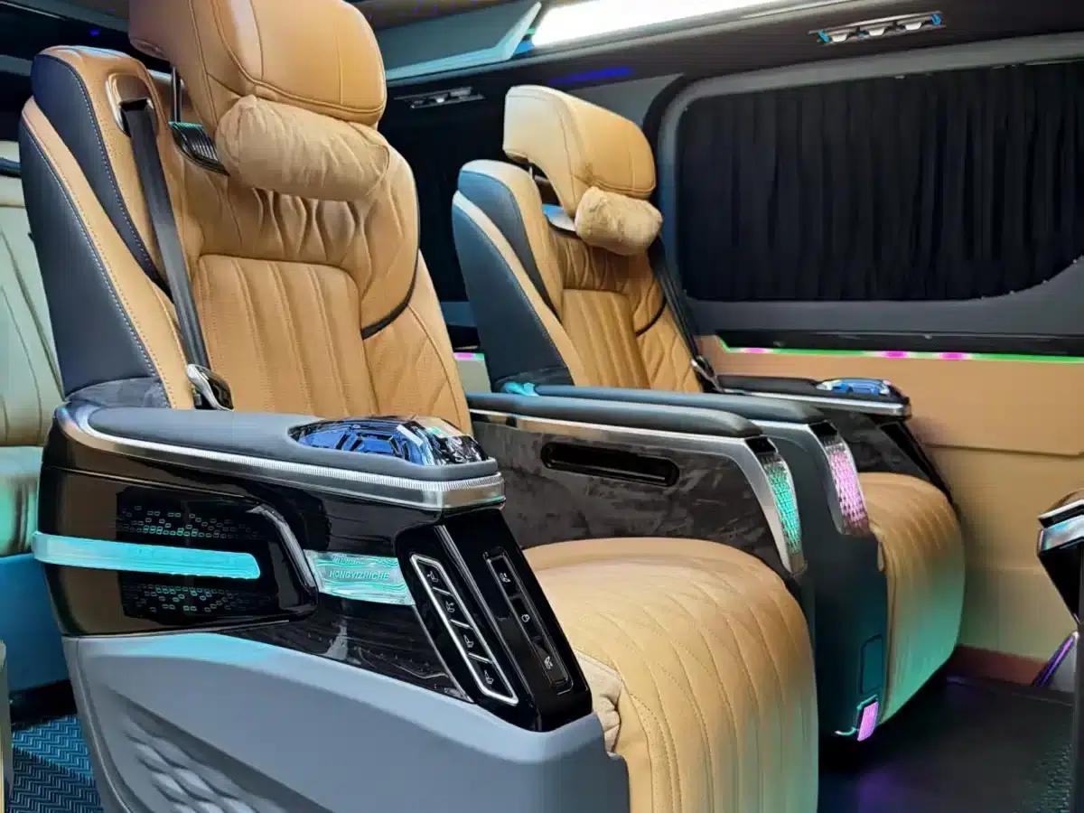 2025 HIACE 3.5L Automatic — миниатюра 14