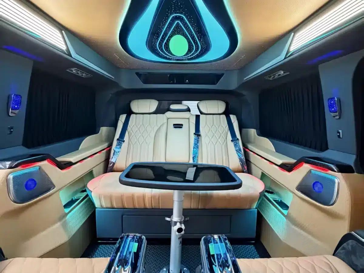 2025 HIACE 3.5L Automatic — миниатюра 19