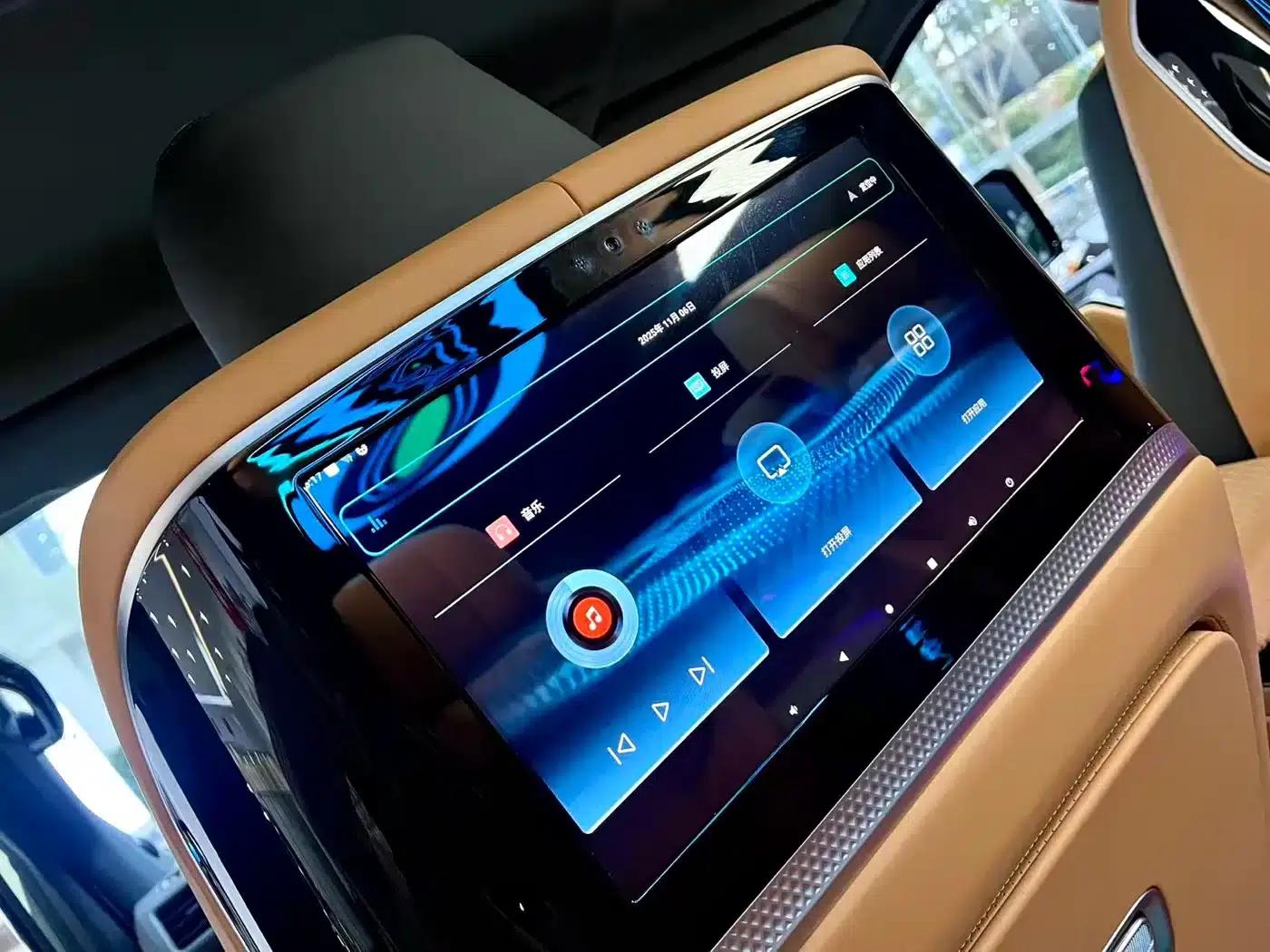 2025 HIACE 3.5L Automatic — миниатюра 9