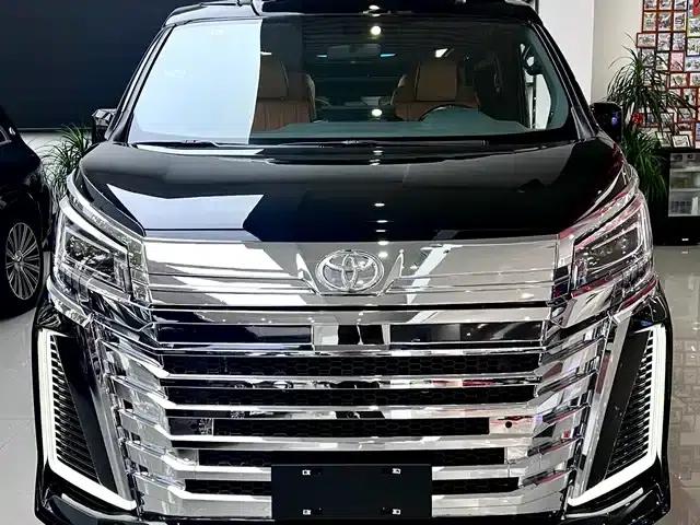 2025 HIACE 3.5L Automatic