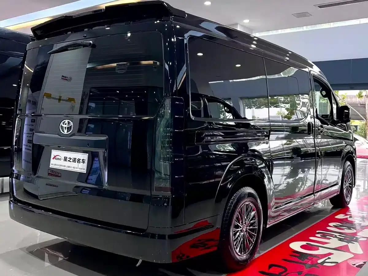 2025 HIACE 3.5L Automatic — миниатюра 21