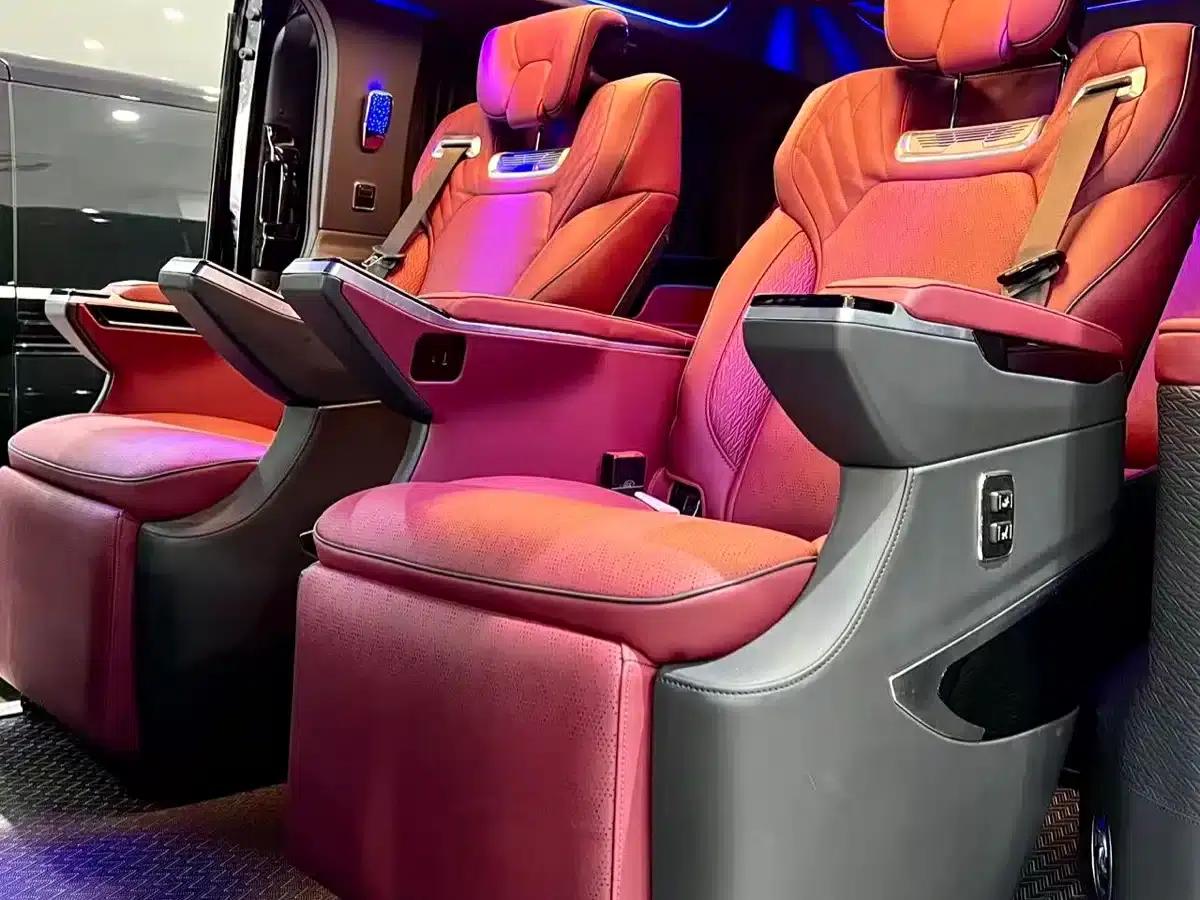 2025 HIACE 3.5L Automatic — миниатюра 8