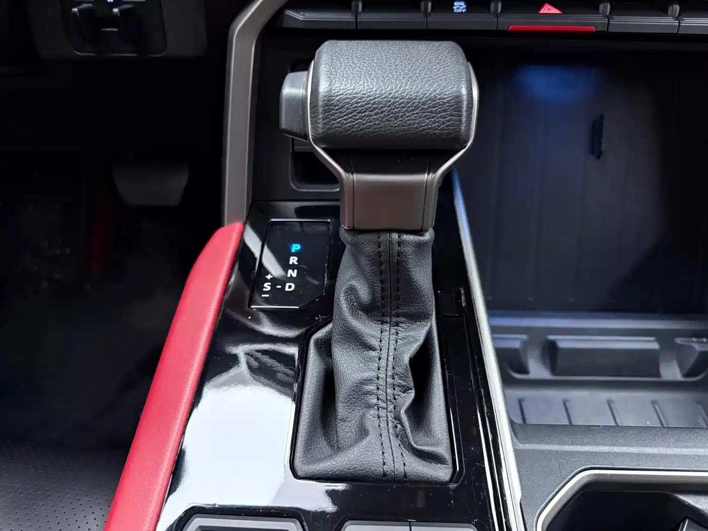 2022 Tundra 3.5T US Spec — миниатюра 10