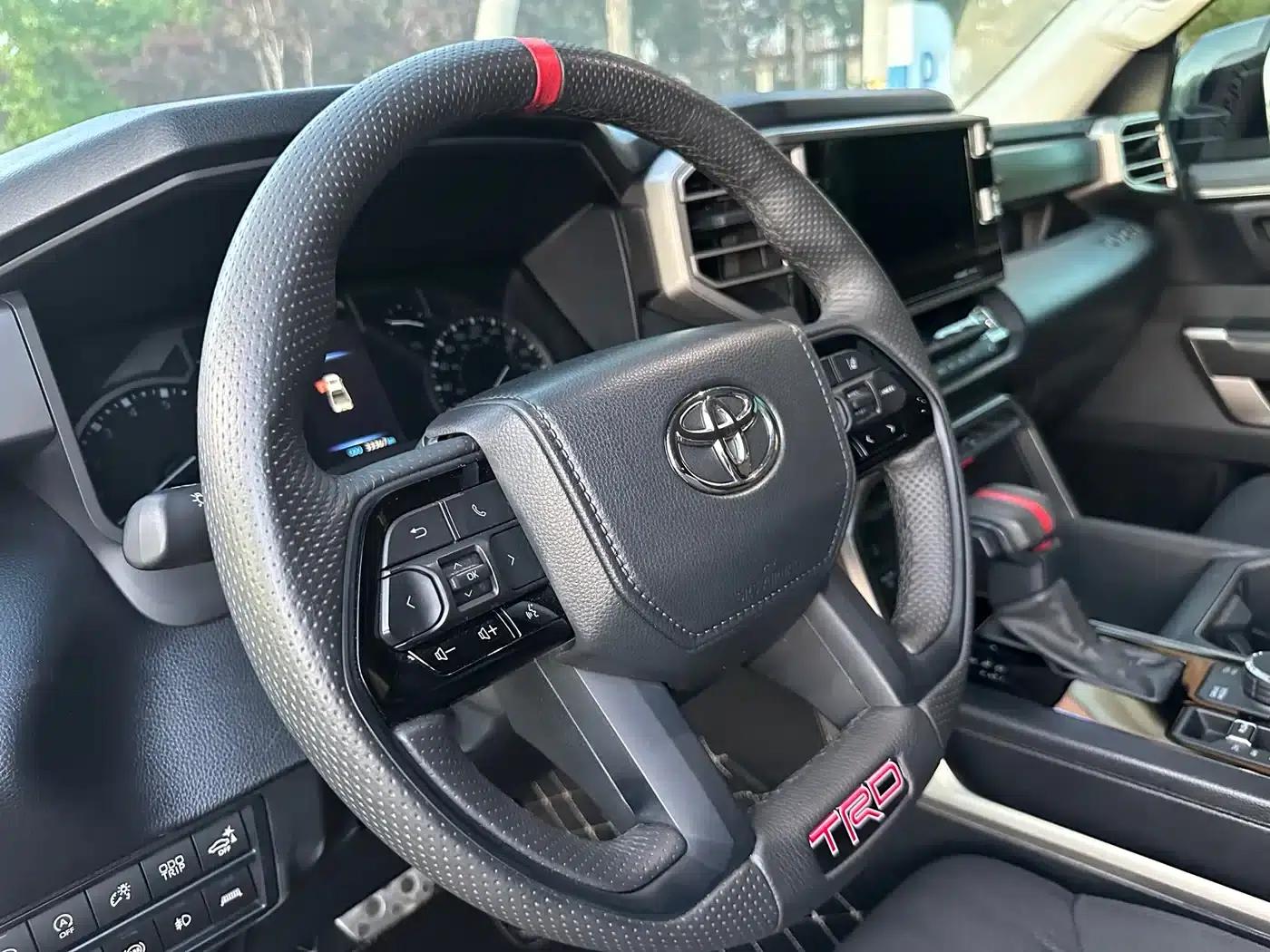 2023 Tundra 3.5T Canadian Spec — миниатюра 12