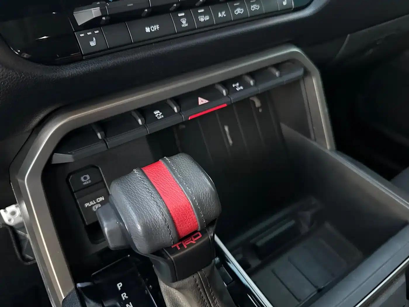 2023 Tundra 3.5T Canadian Spec — миниатюра 13