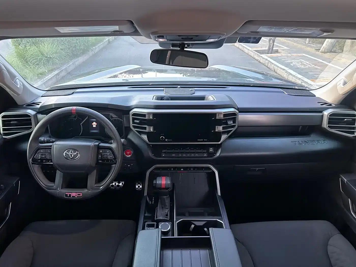 2023 Tundra 3.5T Canadian Spec — миниатюра 7