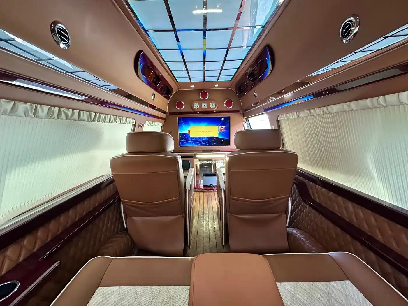 Ford E350 2013 5.4L Maestro Edition — миниатюра 21