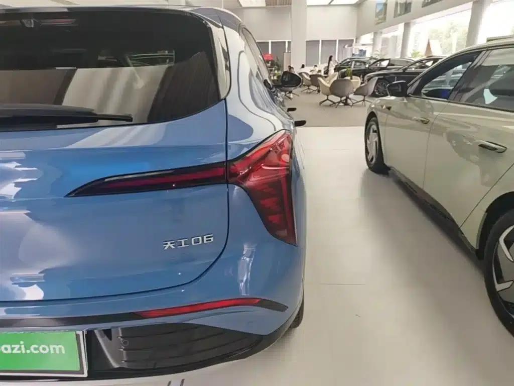 Hongqi Tiangong 06 2025 660 4WD Smart Selection Edition — миниатюра 8