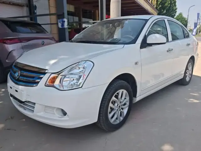 Dongfeng Junfeng E11K 2019 Standard Model