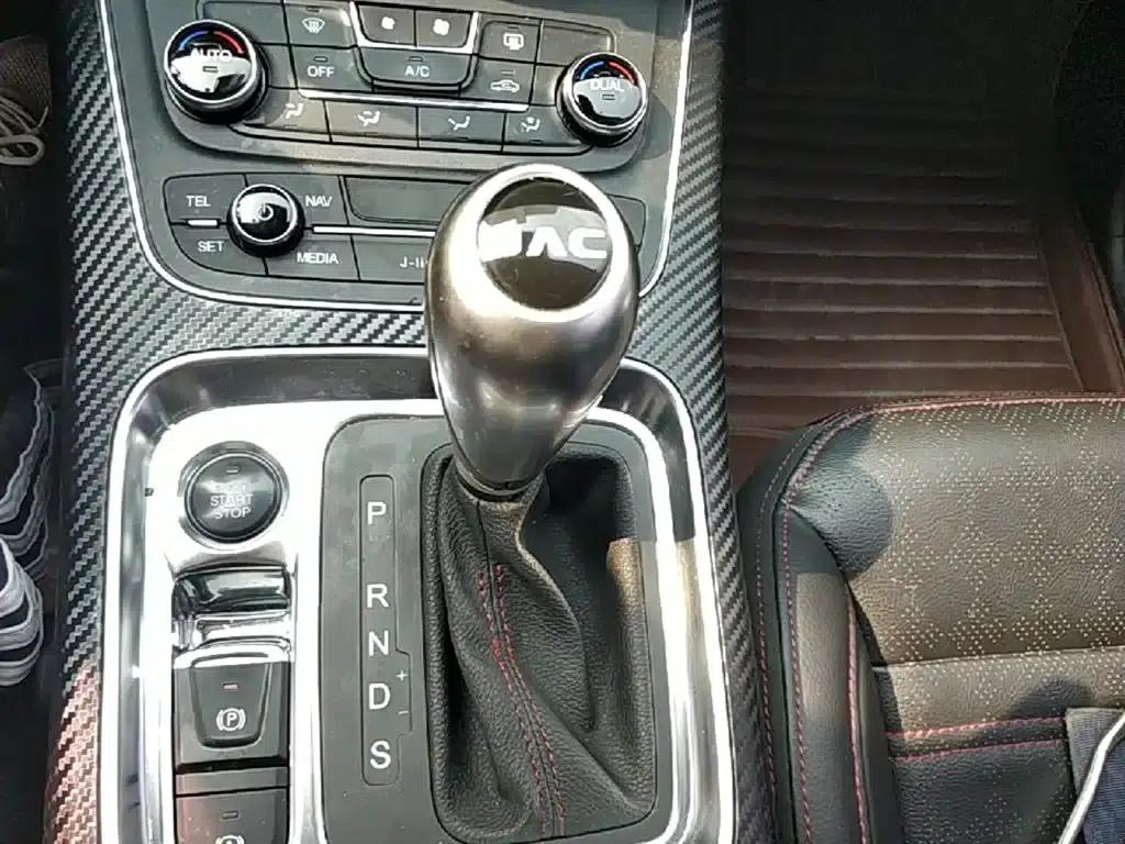 Refine S7 2018 Super Edition 251T Automatic Supreme 5-seater — миниатюра 14