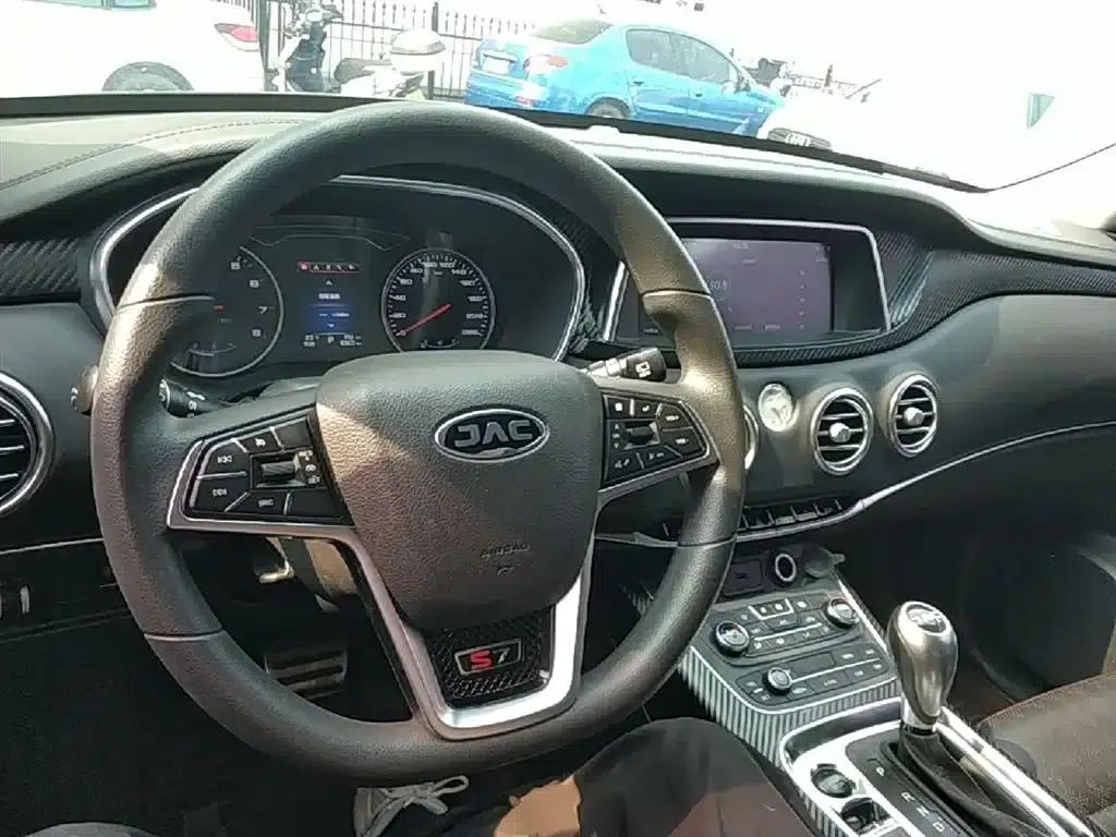 Refine S7 2018 Super Edition 251T Automatic Supreme 5-seater — миниатюра 10