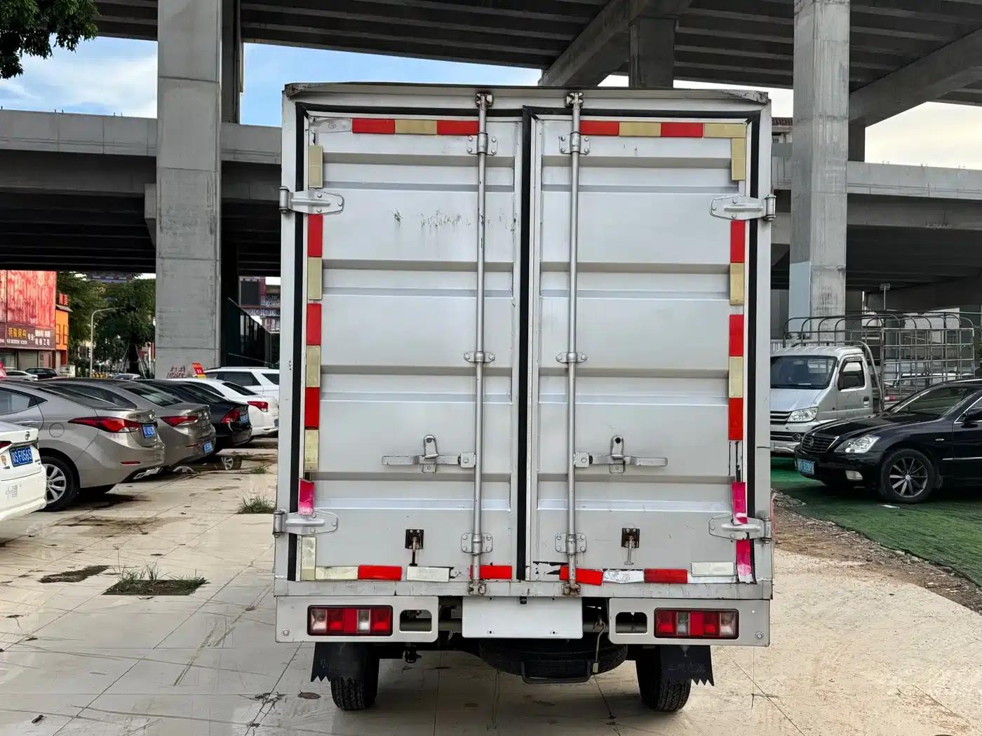Jinbei T3 2023 Model 1.5L Classic Single Cab 2.7m — миниатюра 13