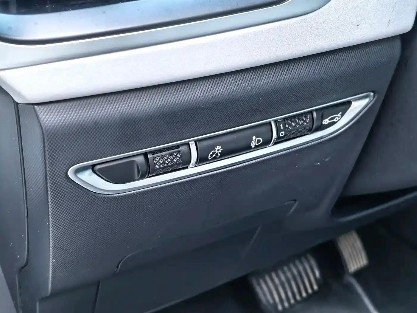 Geely Geometry A 2019 High-Dimension Standard Range Cube Edition — миниатюра 22
