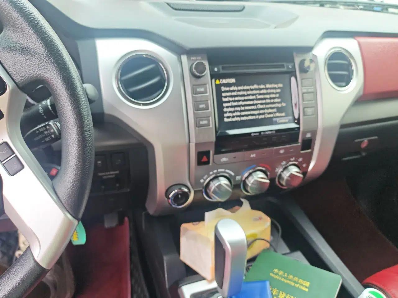 Toyota Tundra — миниатюра 13