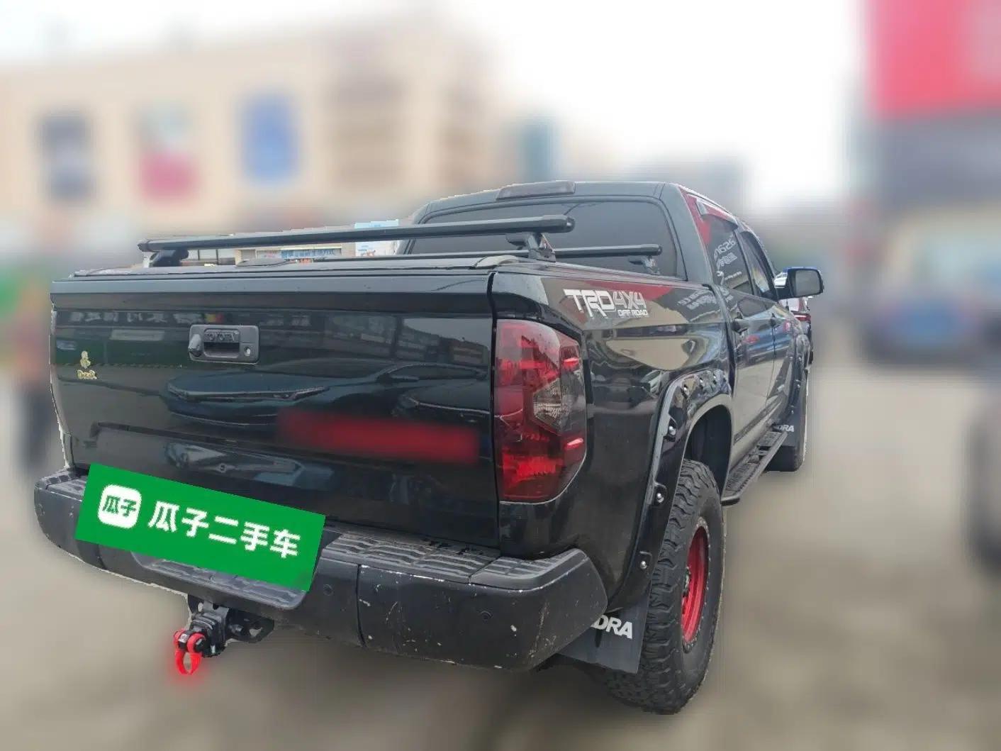Toyota Tundra — миниатюра 6