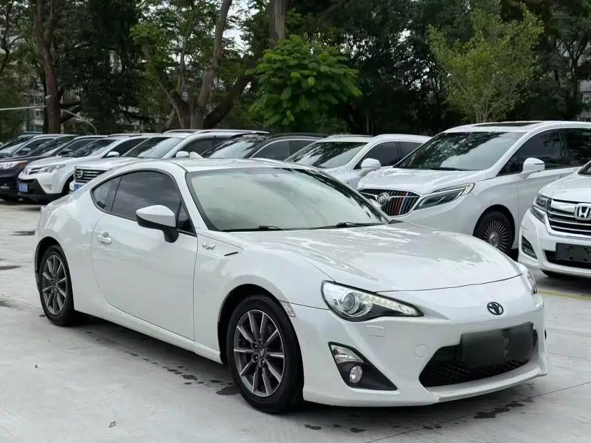 Toyota 86 2014 2.0L Automatic Luxury Version — миниатюра 16