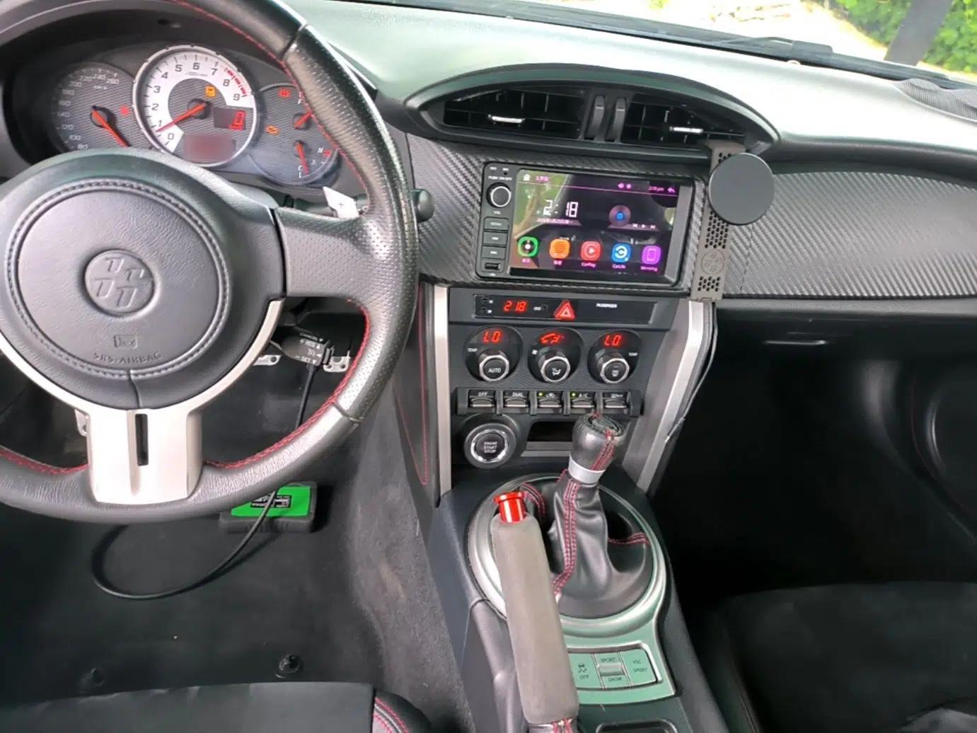 Toyota 86 2014 2.0L Automatic Luxury Version — миниатюра 18