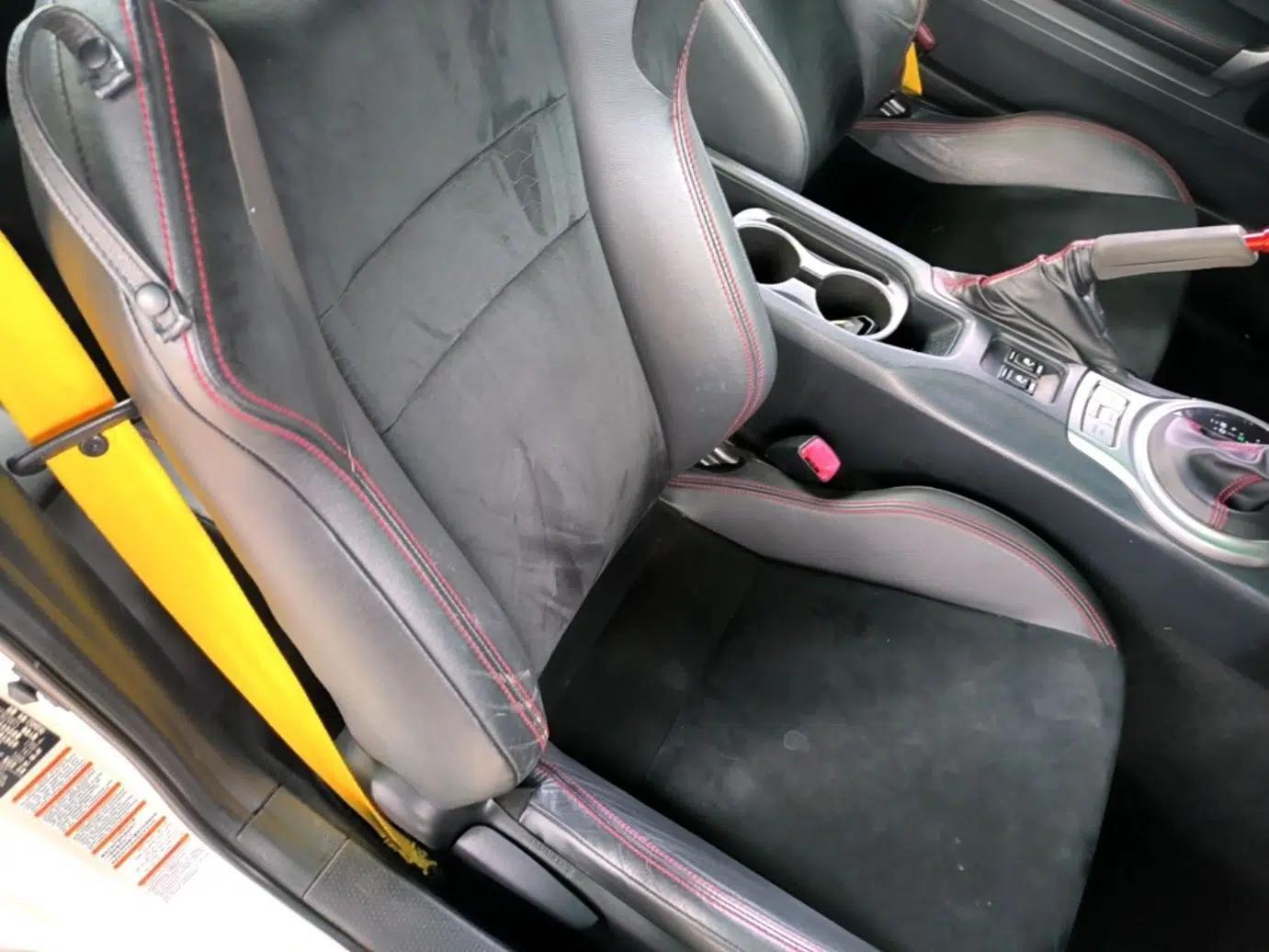 Toyota 86 2014 2.0L Automatic Luxury Version — миниатюра 25