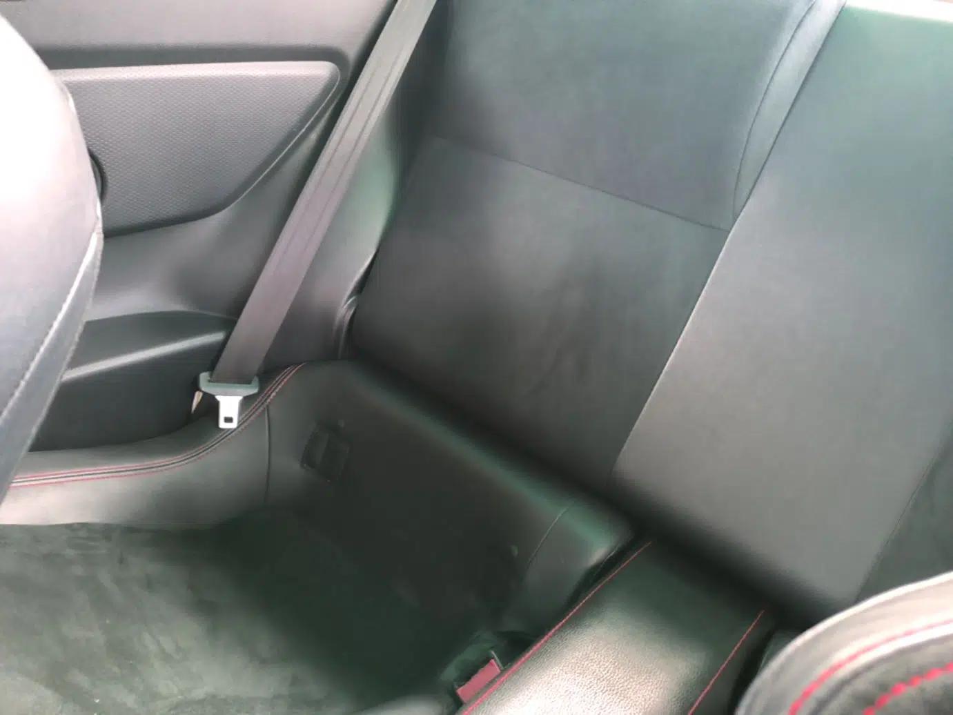 Toyota 86 2014 2.0L Automatic Luxury Version — миниатюра 26