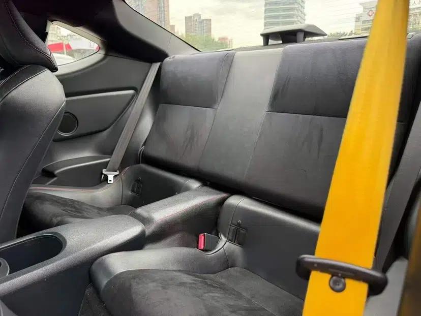 Toyota 86 2014 2.0L Automatic Luxury Version — миниатюра 31