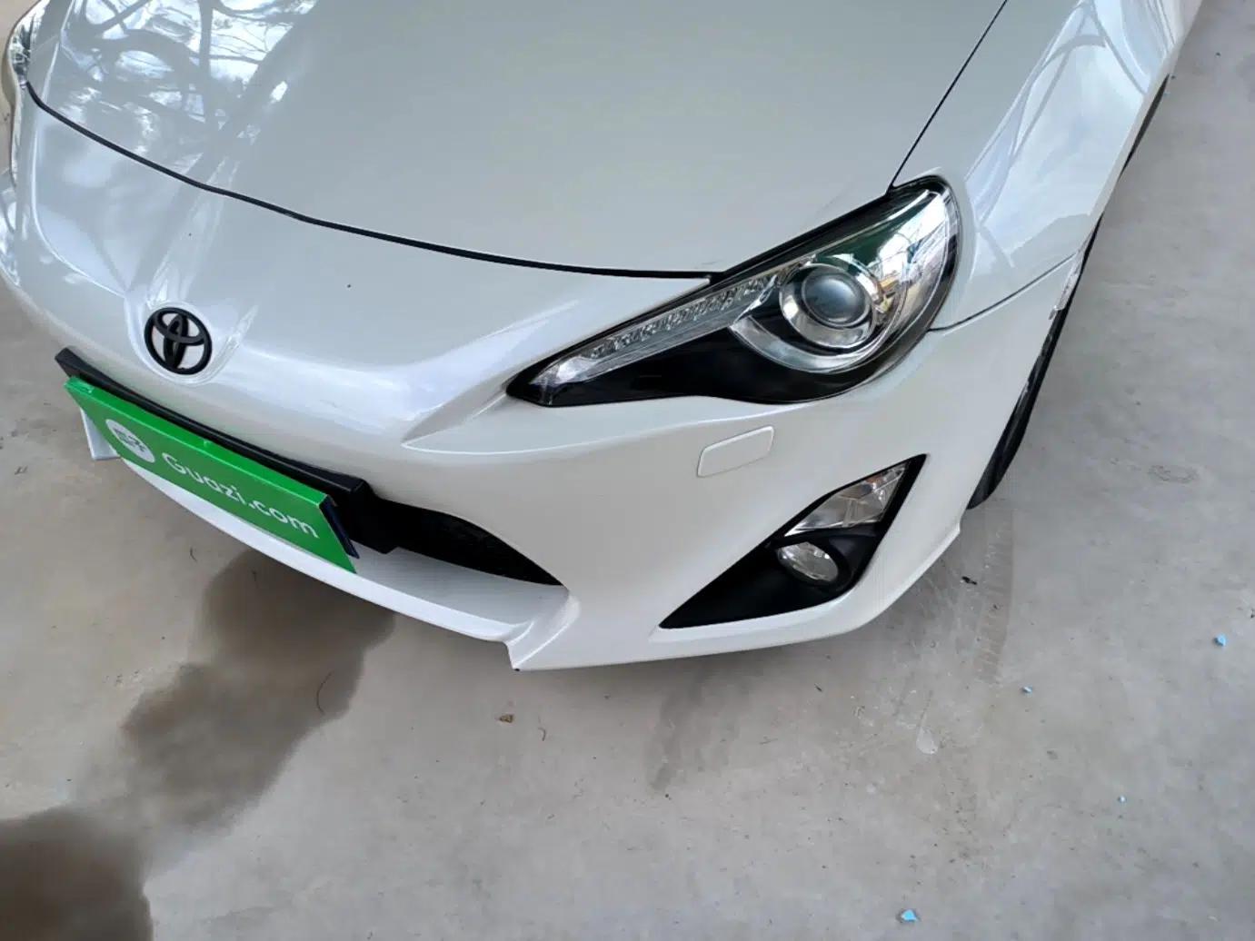 Toyota 86 2014 2.0L Automatic Luxury Version — миниатюра 8