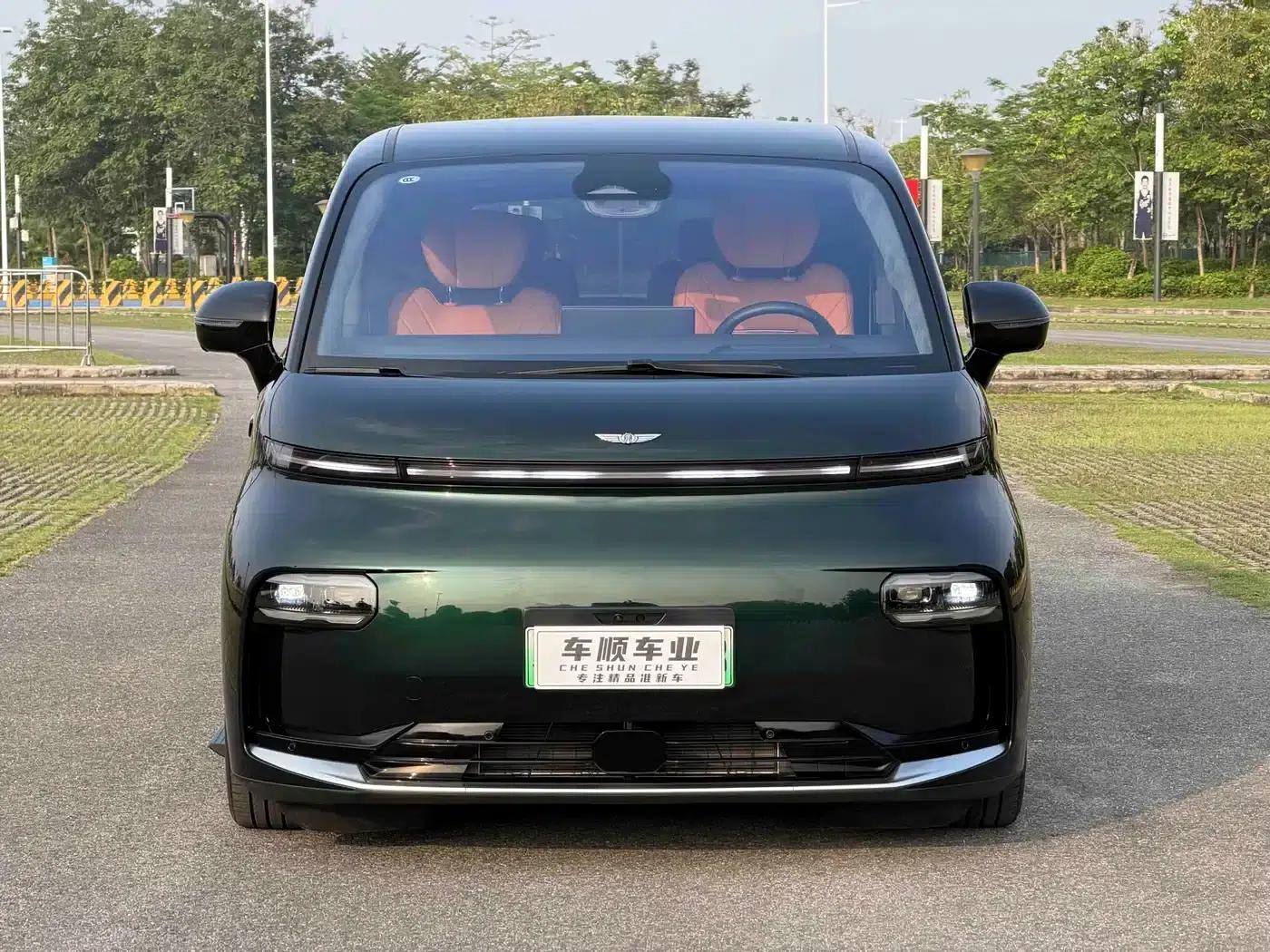 Yizhen L380 2025 Model 805km Flagship Edition 4WD — миниатюра 2