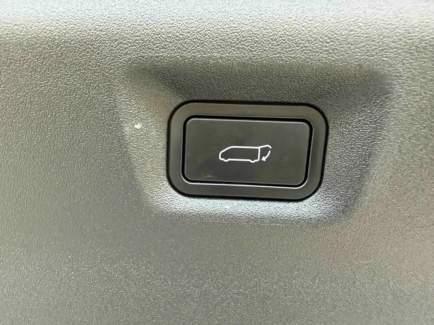 Yizhen L380 2025 Model 805km Flagship Edition 4WD — миниатюра 33