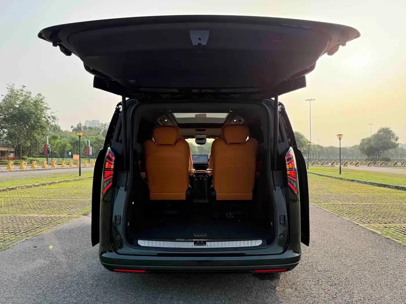 Yizhen L380 2025 Model 805km Flagship Edition 4WD — миниатюра 34