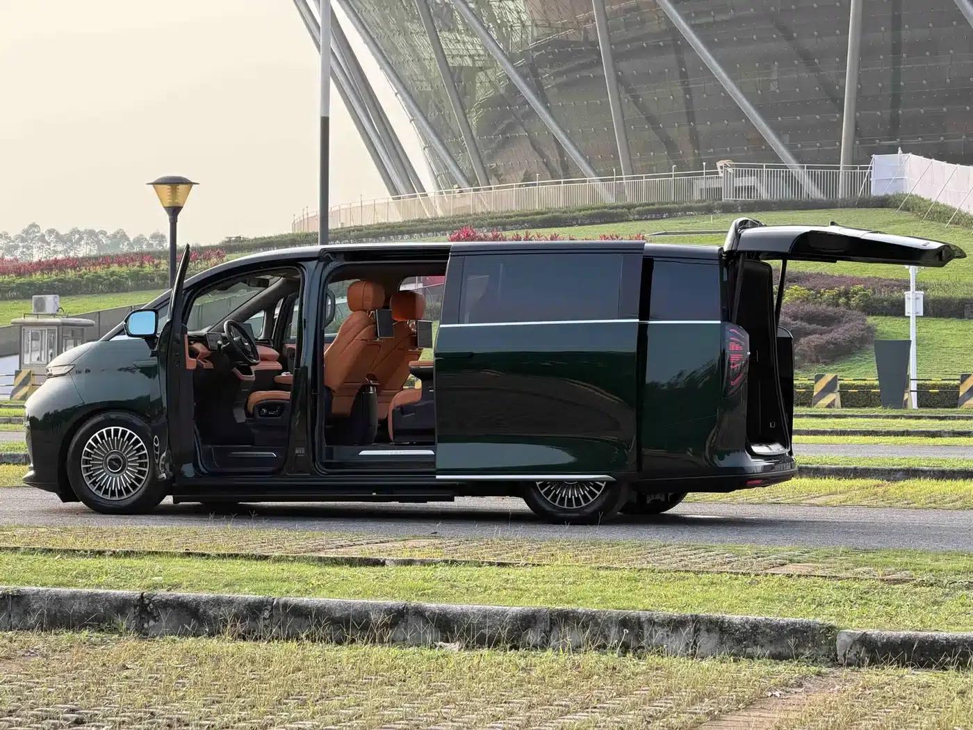 Yizhen L380 2025 Model 805km Flagship Edition 4WD — миниатюра 37