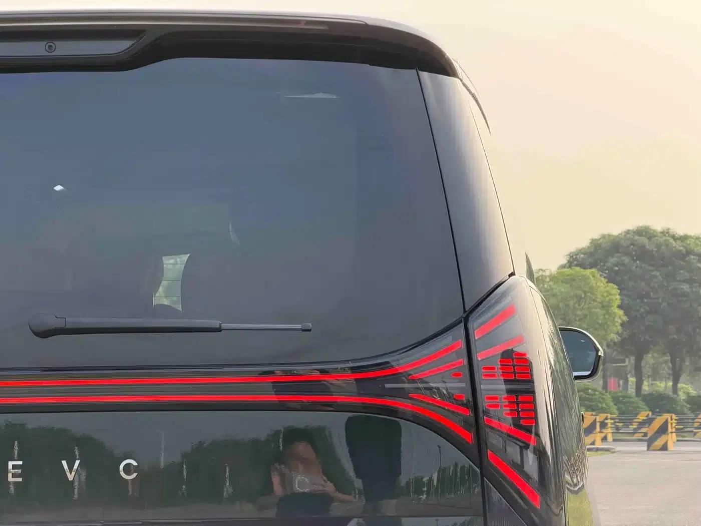 Yizhen L380 2025 Model 805km Flagship Edition 4WD — миниатюра 9