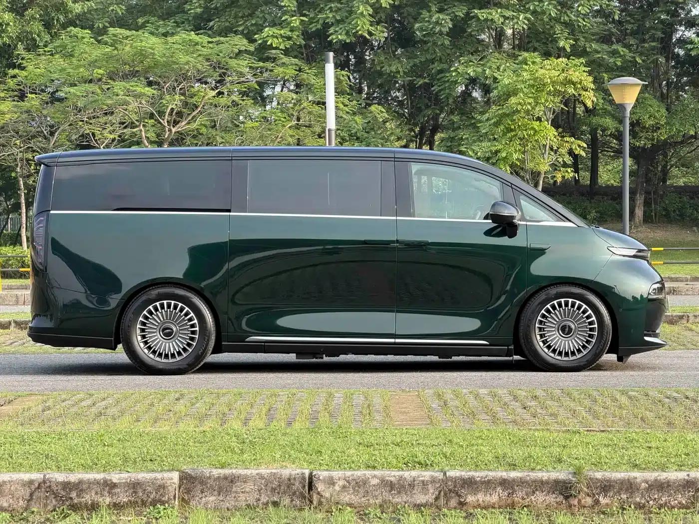 Yizhen L380 2025 Model 805km Flagship Edition 4WD — миниатюра 10