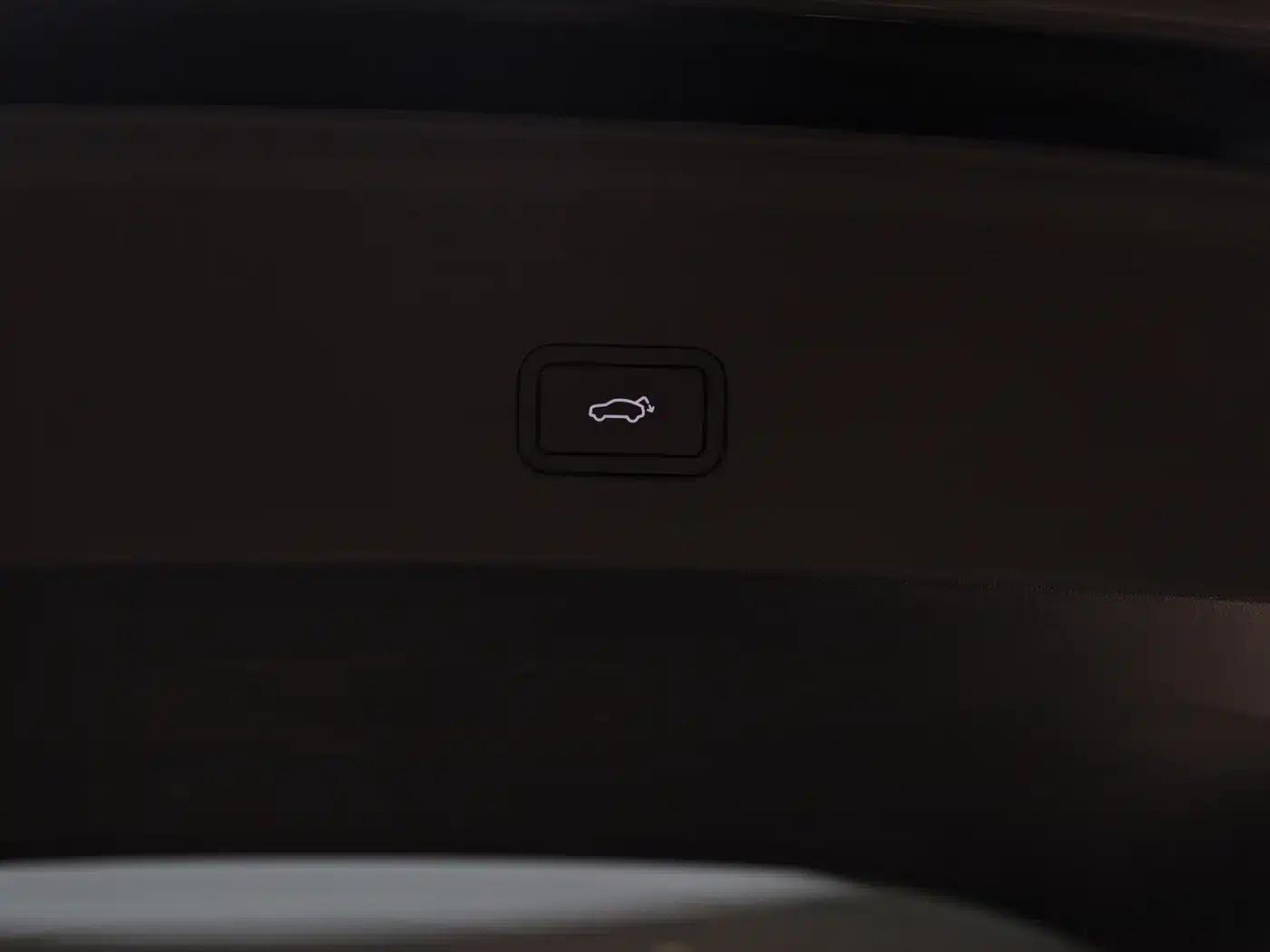 Galaxy M9 2025 210km/h AWD Navigator Edition — миниатюра 22