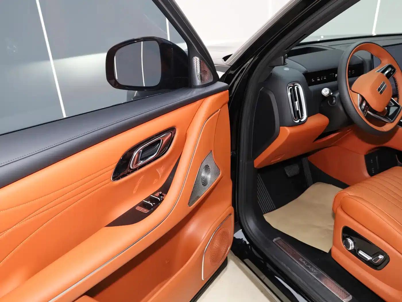 Galaxy M9 2025 210km/h AWD Navigator Edition — миниатюра 32
