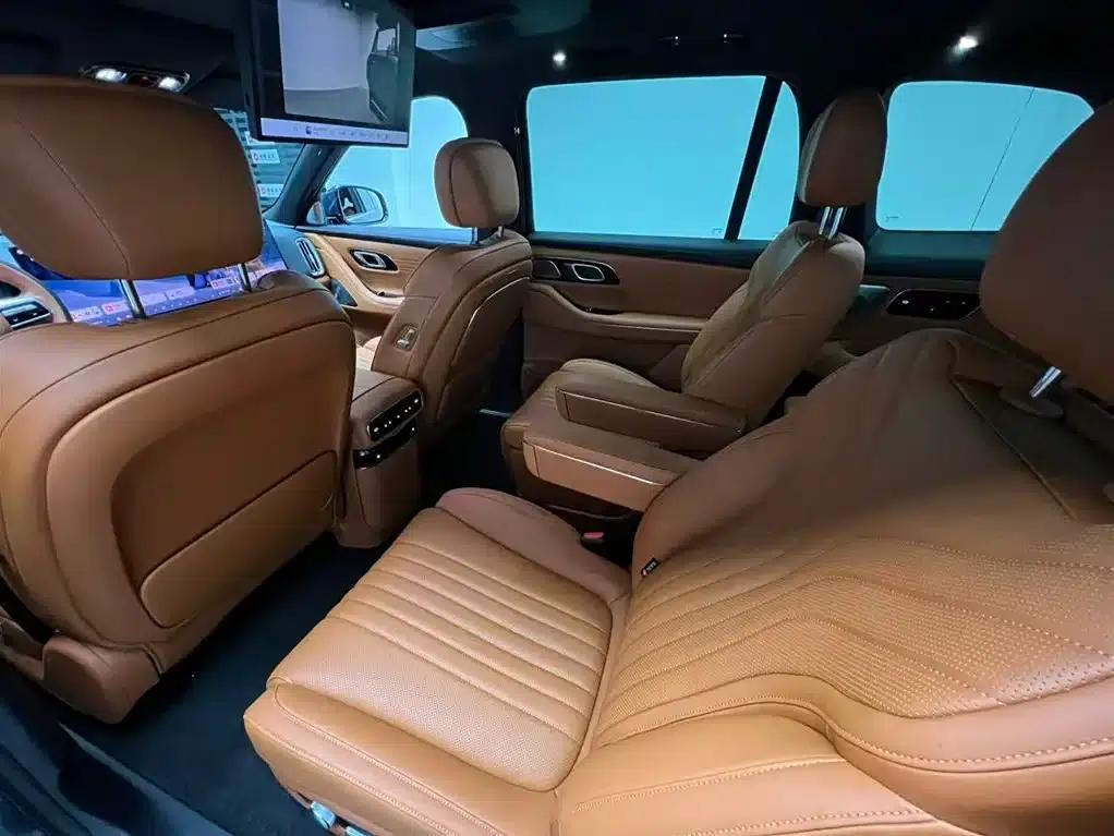 Galaxy M9 2025 210km/h AWD Navigator Edition — миниатюра 12