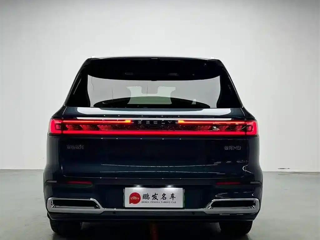 Galaxy M9 2025 210km/h AWD Navigator Edition — миниатюра 19