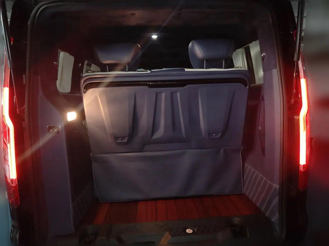Ford Tourneo Custom 2020 2.0T Automatic Elite Edition China VI Standard — миниатюра 19