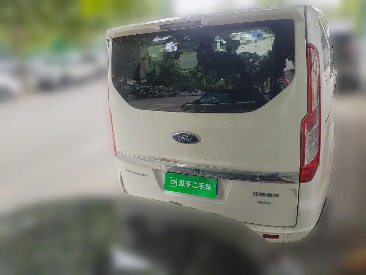 Ford Tourneo Custom 2017 2.0T Automatic Elite Version — миниатюра 5